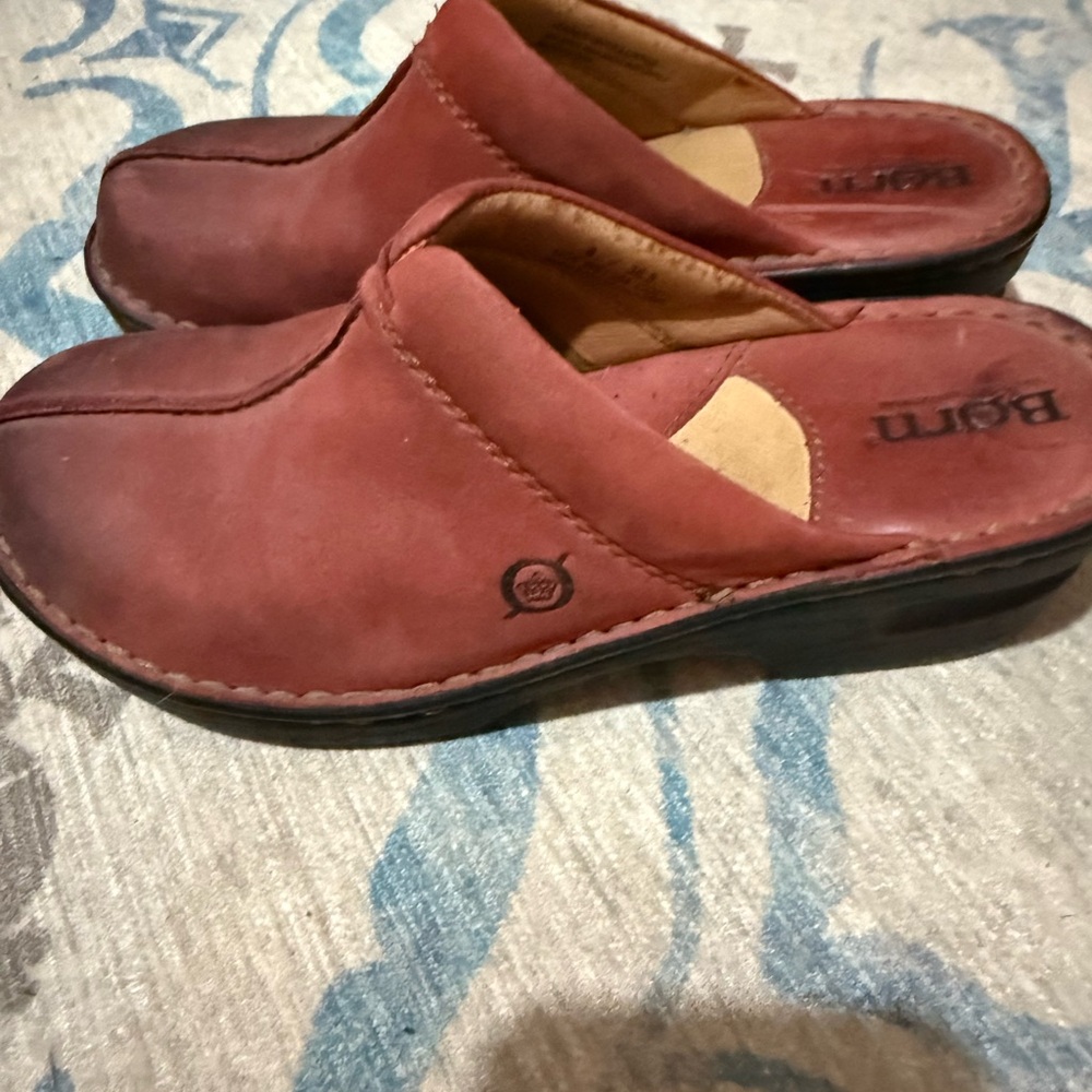 Born Women's Red-Pink  Leather Mules